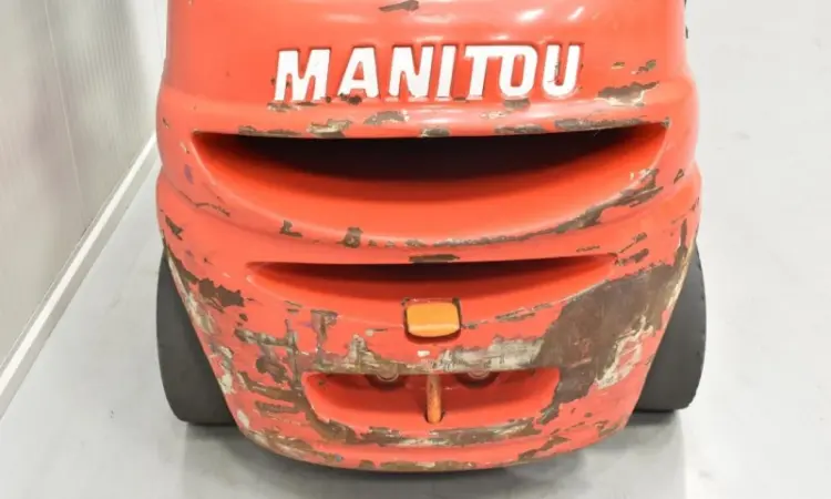 Вилочный погрузчик Manitou MI 25 D - фото № 9