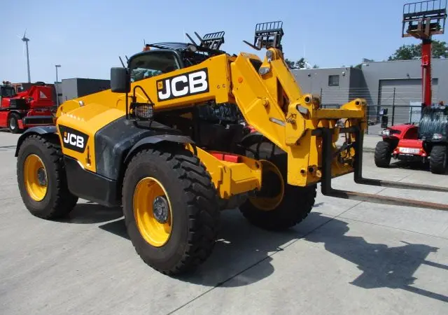 Телескопический погрузчик JCB 541-70 WasteMaster - фото № 8