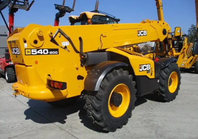 Телескопический погрузчик JCB 540-200. Спецтехника б/у - фото № 6