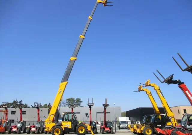 Телескопический погрузчик JCB 540-200. Спецтехника б/у - фото № 3