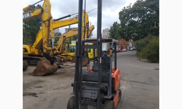 Вилочный погрузчик Toyota 6FB15. В Наличии - фото № 10