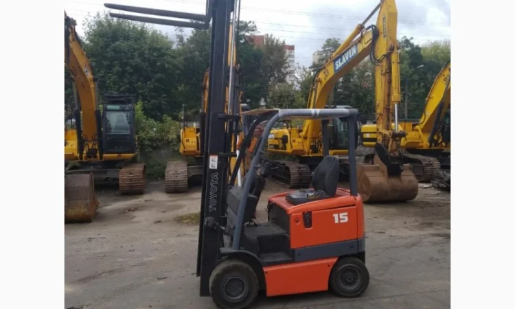 Вилочный погрузчик Toyota 6FB15. В Наличии - фото № 9