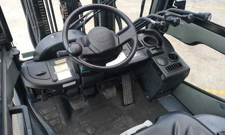 Вилочный погрузчик Toyota 02-8FGF25 - фото № 6