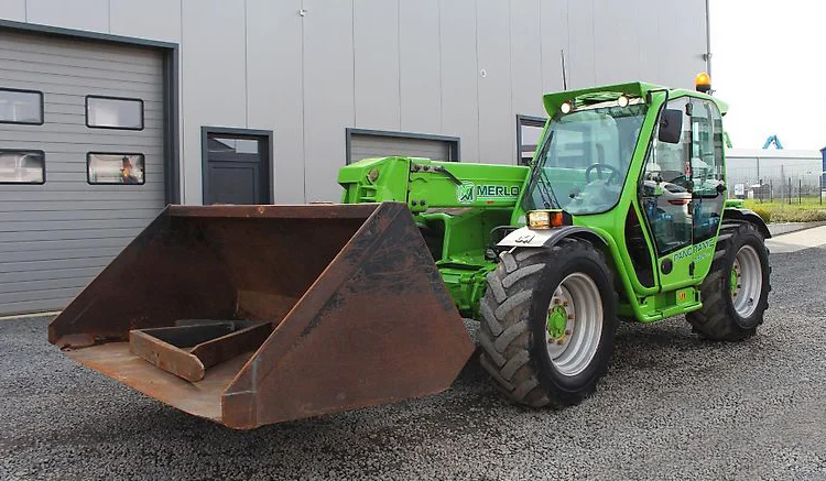 Продам Телескопічний навантажувач Merlo P32.6 - фото № 1