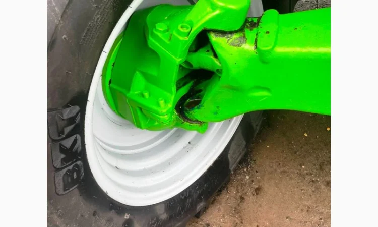 Телескопічний навантажувач MERLO P34.7 Plus - фото № 11