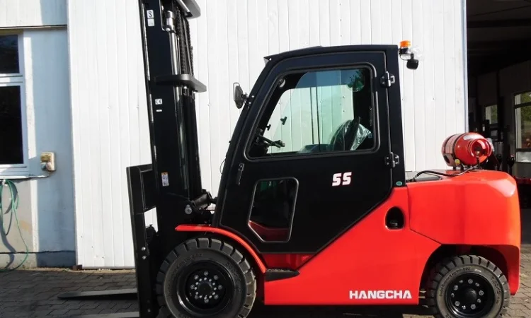 Навантажувач вилковий HC Hangcha 5.5т. 2019 року 131 мотогодин кабіна - фото № 2