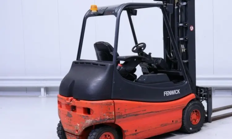 Электропогрузчик Linde E25 - фото № 3