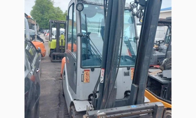 Вилочный погрузчик 3т. дизель в аренду - фото № 3