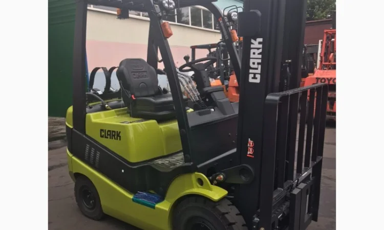 Новый газовый погрузчик 2т., Clark, двигатель Mitsubishi - фото № 3