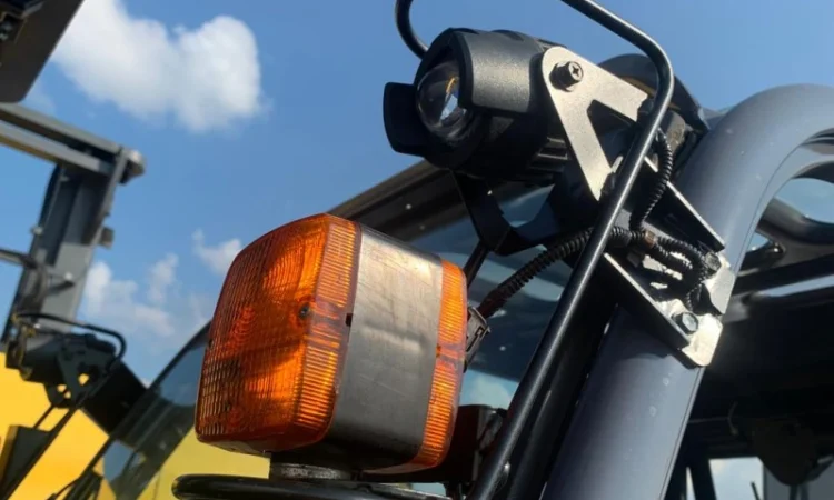 Вилочный погрузчик Toyota 3т., 2015 года с весами, вагонник - фото № 5