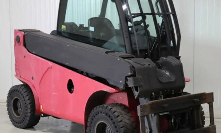 Навантажувач повнопривідний 3.5т. JCB TLT35D 4х4 з кабіною - фото № 1