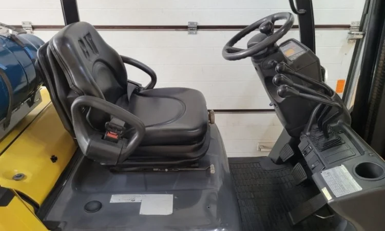 Навантажувач вилковий бу 1.8т Caterpillar вагоннік двигун Nissan K21 в наявності - фото № 7