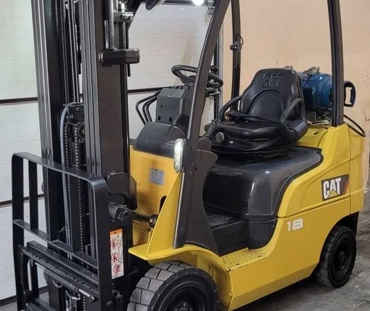 Навантажувач вилковий бу 1.8т Caterpillar вагоннік двигун Nissan K21 в наявності - фото № 1