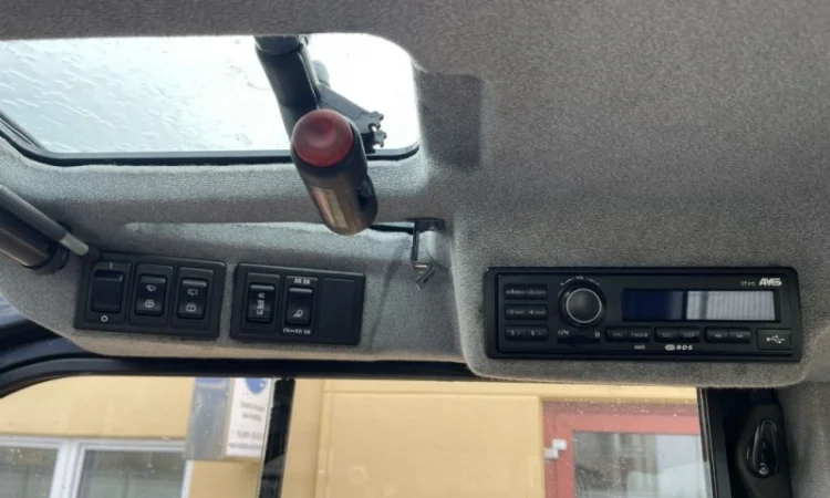 Вилковий навантажувач Toyota 06-8FGJ35F 2017 року кабіна з захватом - фото № 7