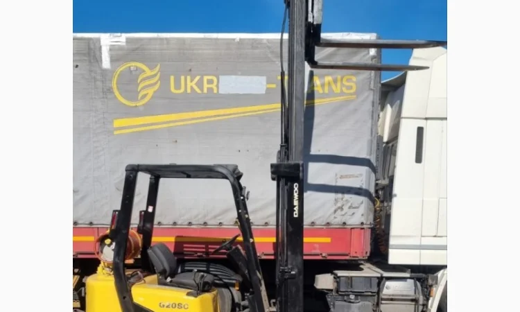 Вилочный погрузчик 2т. Daewoo вагонник в наличии газ - фото № 4