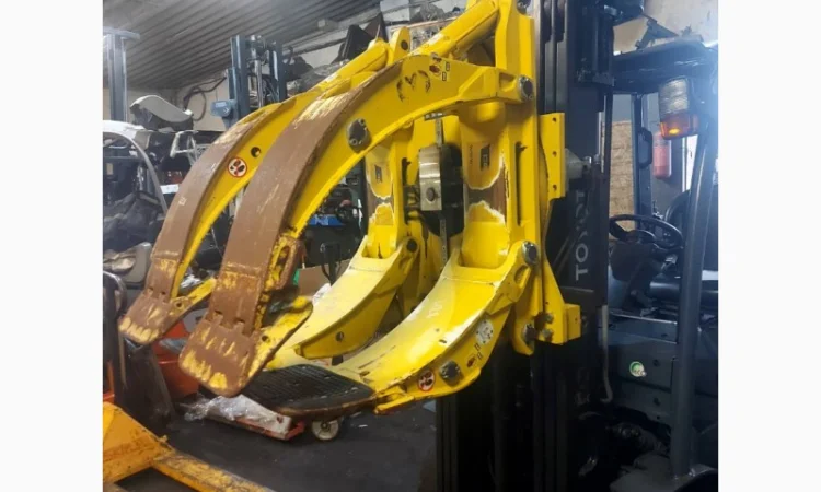 Захват для бумажных рулонов Cascade 22H-REP с ротатором к погрузчику - фото № 4