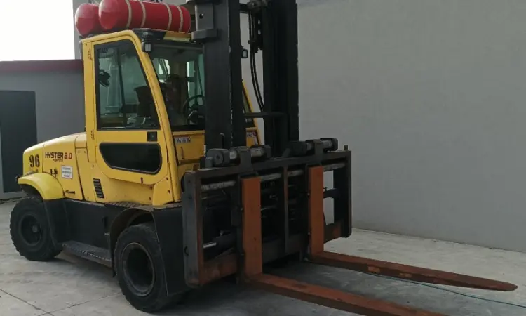 Вилочный погрузчик кара бу 8т. Hyster 3.2м. подъем 2011 года - фото № 3