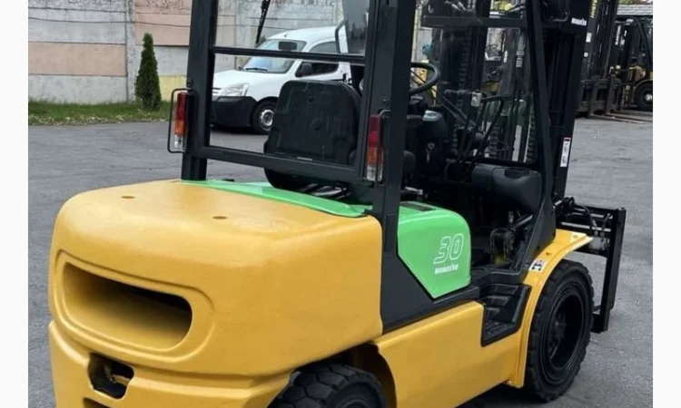 Вилковий дизельний навантажувач кара 3т. Komatsu FD30 вагоннік - фото № 3