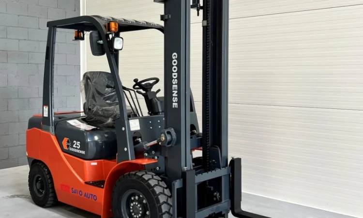 Новый дизельный погрузчик 2.5т. Goodsense FD25B-X3, 2500кг, 4 метра подъем - фото № 2