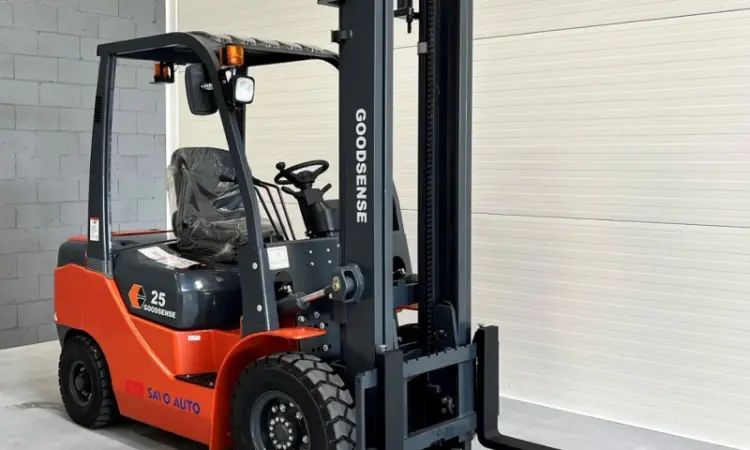 Новый дизельный погрузчик 2.5т. Goodsense FD25B-X3, 2500кг, 4 метра подъем - фото № 2