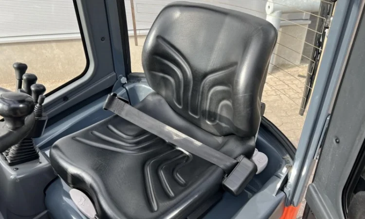 Электропогрузчик Toyota 7FBEST10 1680мч с новой АКБ 2023 года - фото № 4