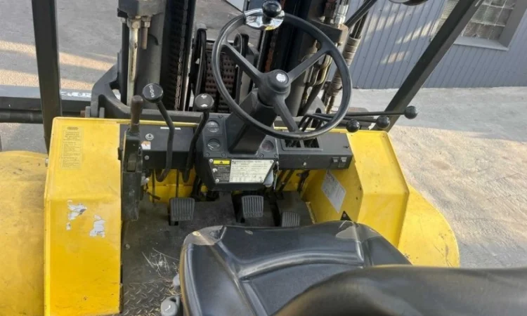 Вилочный погрузчик бу 6т. Hyster 4650 мм подъем 2200 мм габарит - фото № 4