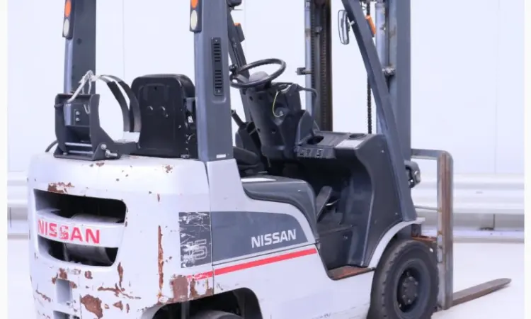 Вилковий навантажувач кара 1.5т. Nissan P1F1A15D 2008 року 2м. габарит - фото № 1