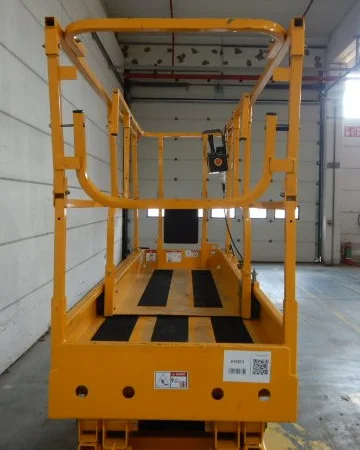 Ножничный подъемник Haulotte Compact 10N 2021 года 112 моточасов - фото № 7