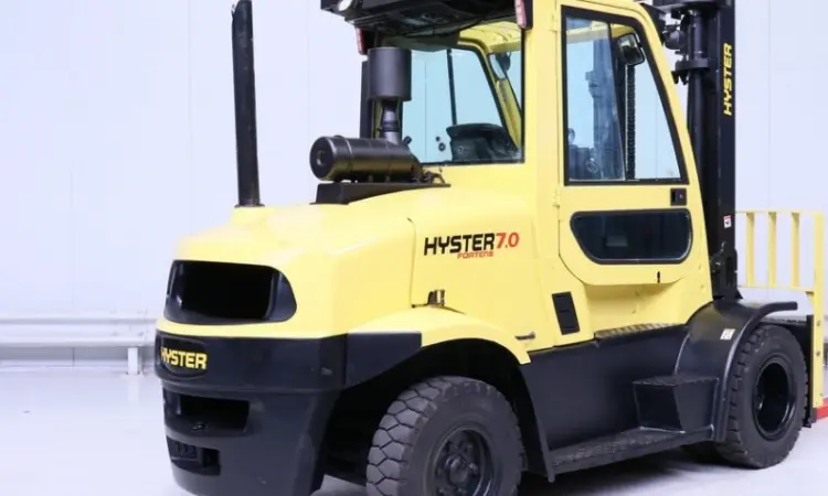 Вилочный погрузчик Hyster 7т. 2015 года кабина - фото № 2