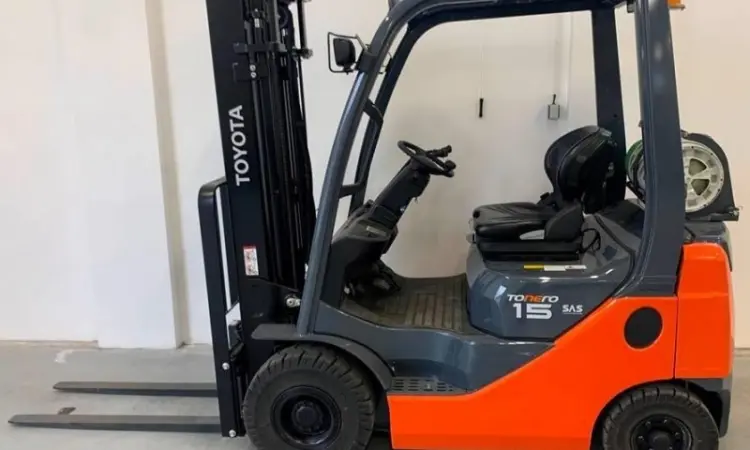 Погрузчик 1.5т. Toyota 02-8FGF15 70 моточасов состояние нового - фото № 5