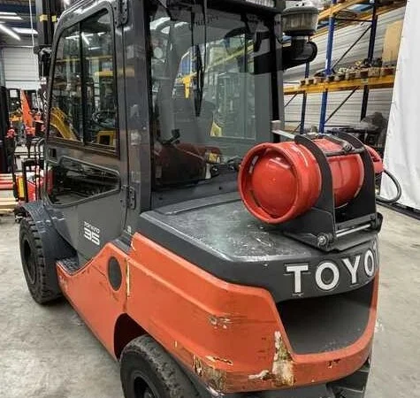 Газовий навантажувач 3.5т. Toyota 8FGJF35 2020 року 5.5м.підйом кабіна - фото № 5