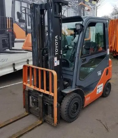 Навантажувач газовий вилковий бу 1.5т. Toyota 8FGF15 2017 року 5 метрів підйом - фото № 1