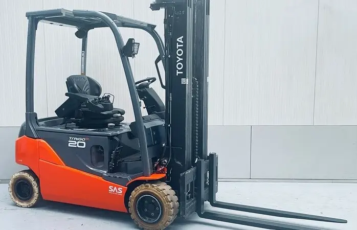 Вилковый погрузчик 2т. Toyota 8FBMT20T 2019 года с акб Li-ion - фото № 3