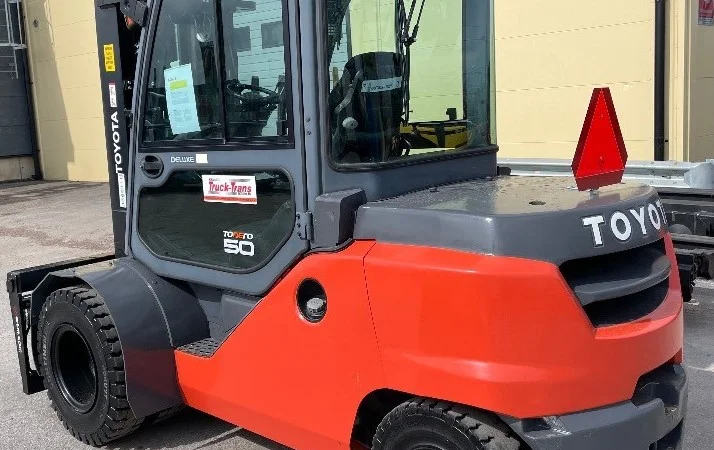 Дизельний навантажувач Toyota 40-8FD45N 2015 року 1200 мотогодин - фото № 4
