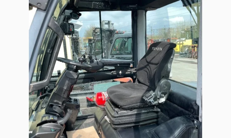 Дизельний навантажувач Toyota 40-8FD45N 2015 року 1200 мотогодин - фото № 5