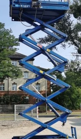 Ножичний підйомник Iteco IT 10122 2007 року 12 метрів робоча висота - фото № 6