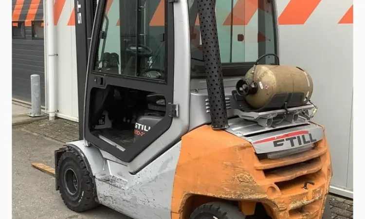 Купить погрузчик бу 2.5т. Still RX70-25 2019 года с кабиной - фото № 2