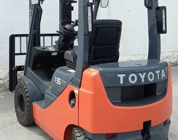 Дизельный новый погрузчик 1.5т. Toyota 2022 года Япония - фото № 1
