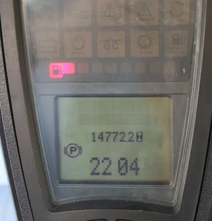 Дизельный погрузчик Linde H40D 2015 года кабина - фото № 6