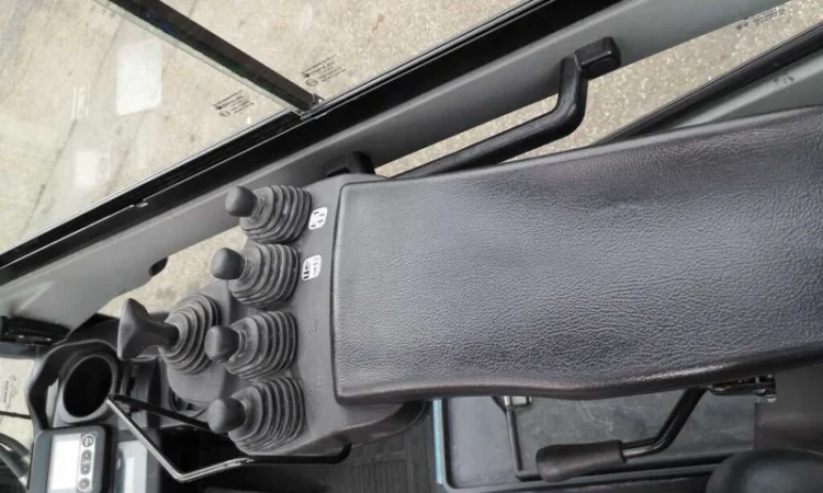 Дизельний навантажувач 3т. Toyota 02-8FDF30 2019р. 1955мг 6м. підйом - фото № 5