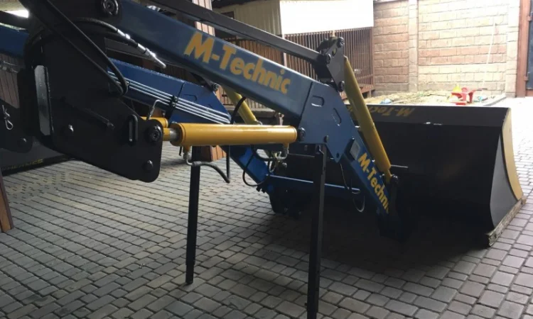 Кун. быстросъёмный погрузчик "М-Техник1600" (швидкоз`ємний навантажувач) - фото № 9
