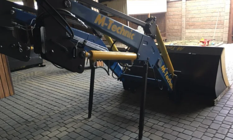 Погрузчик быстросъемный Кун (Мтз, Юмз, Т-40) - фото № 7