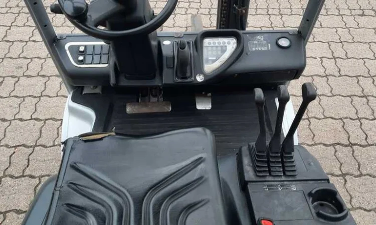 Навантажувач дизельний 2т. Still RC40-20, 470 мотогодин, демонстраційний зразок - фото № 3