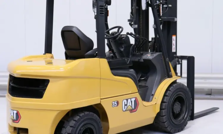 Дизельний навантажувач 3.5т. НОВИЙ кара Caterpillar DP35NT вагонник - фото № 2