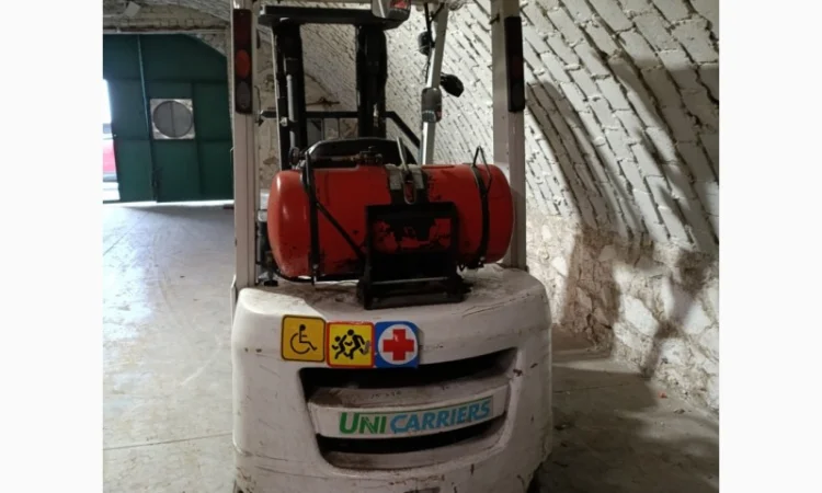 Навантажувач UNICARRIERS - фото № 10