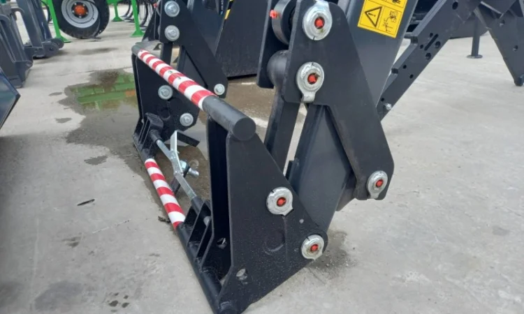 Навантажувач фронтальний Metal-Fach T229/2 - фото № 11