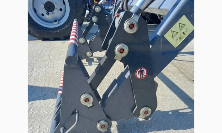 Навантажувач фронтальний T219/2 - фото № 3