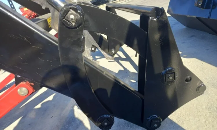 Навантажувач фронтальний BLACK-2000 - фото № 7