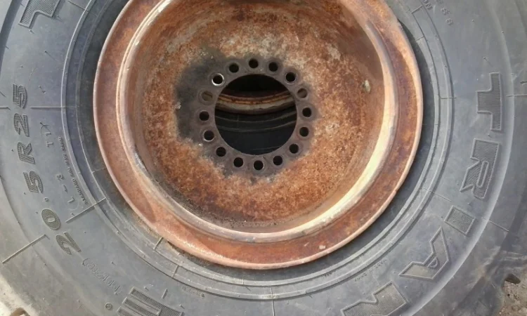 Погрузчик фронтальный CaterpillfR 938 G 2006 год - фото № 2