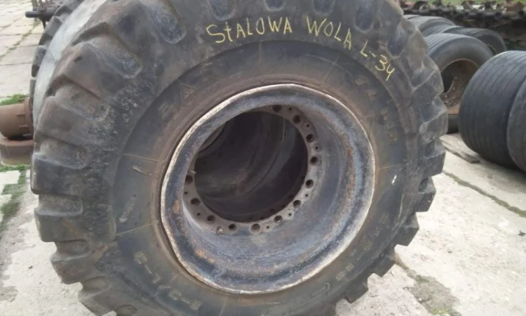 Фронтальный погрузчик 2012год - фото № 4